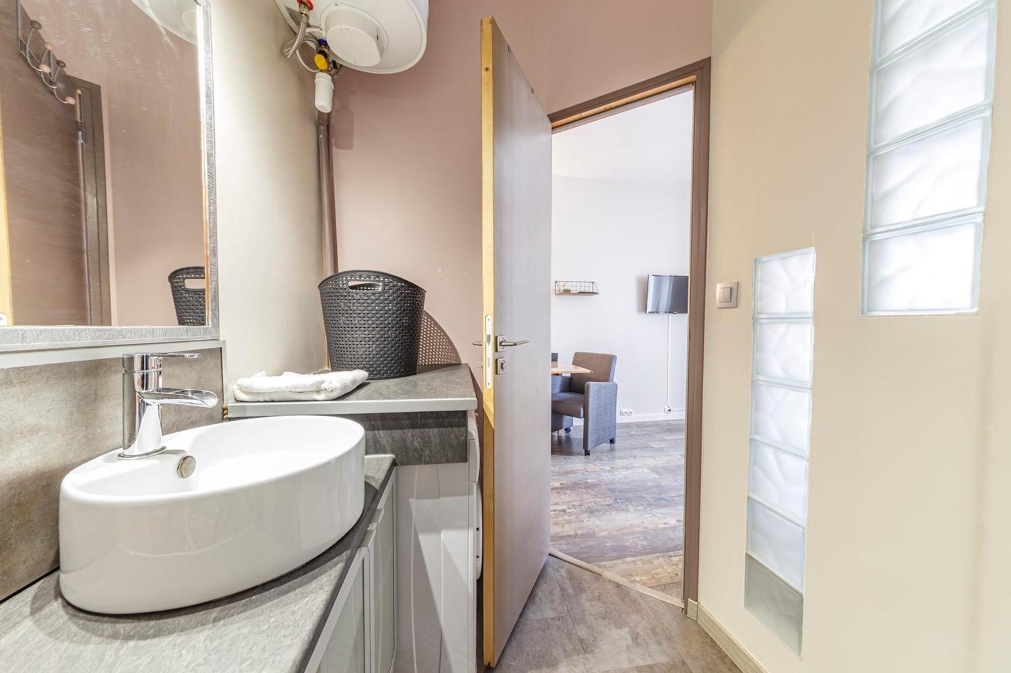 Appartement Le Garnier - Studio au cœur de la Doutre à Angers Extérieur photo